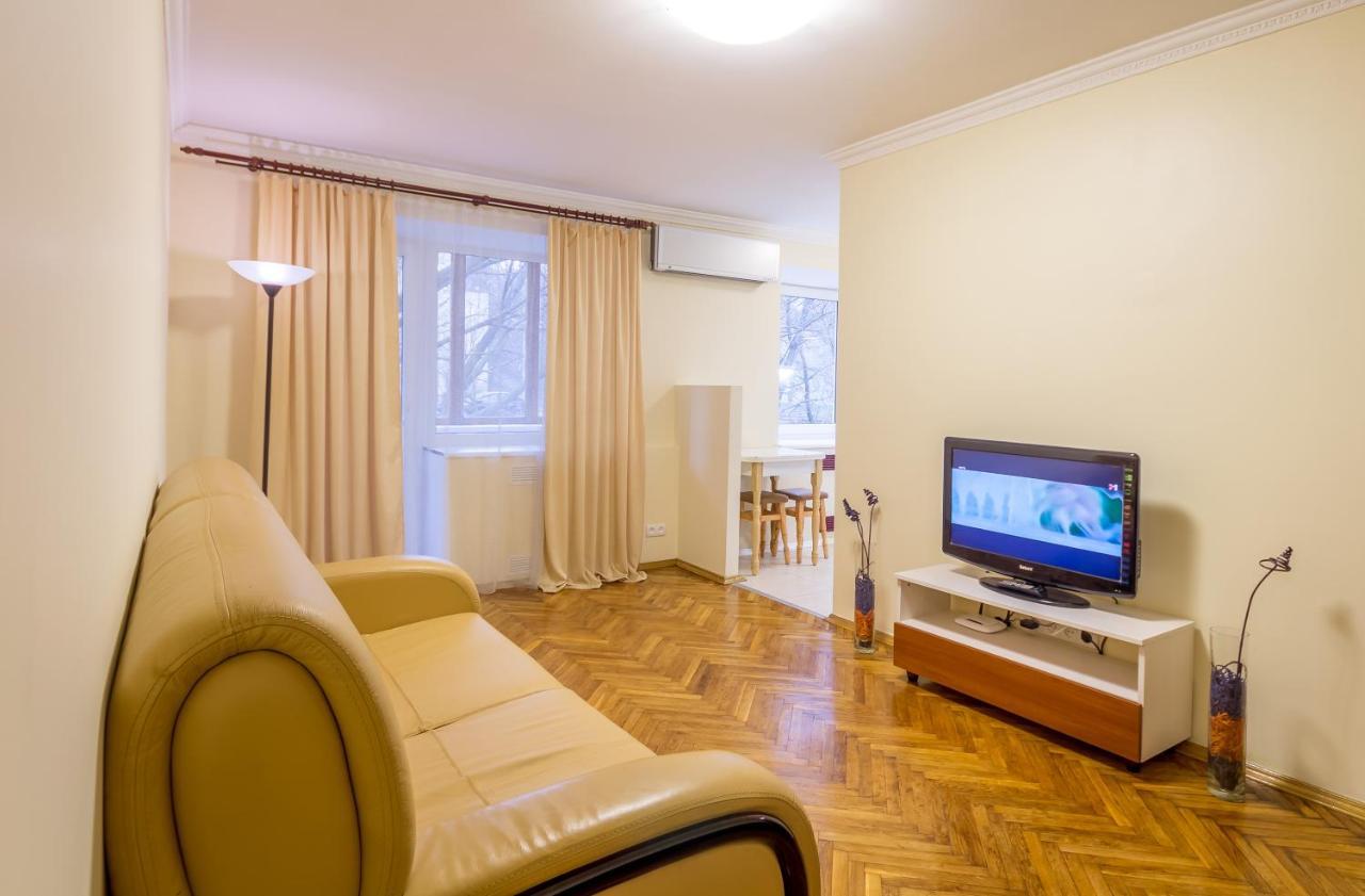 Apartment On Leonida Pervomais'Koho Kyiv Exterior photo